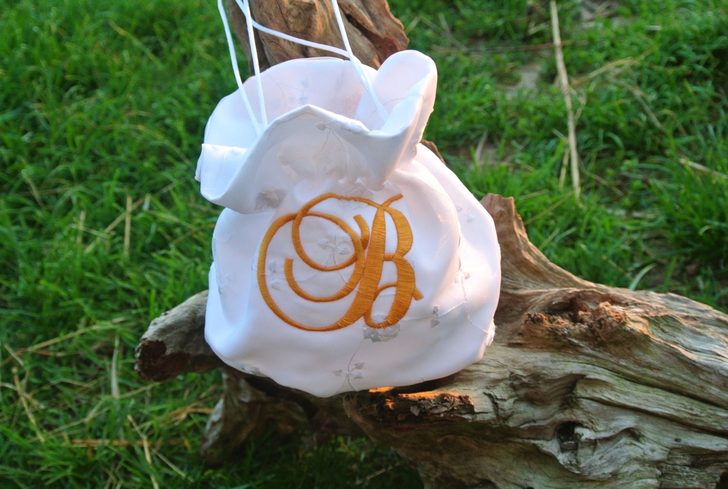 Personalized Bridal Money Bag, Wedding Accessories, Money Clutch