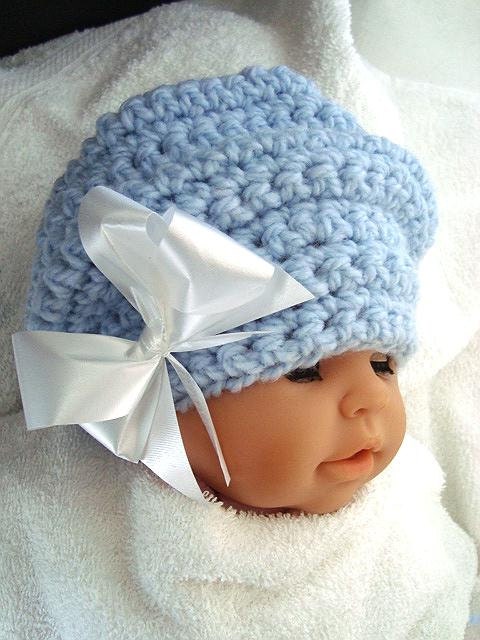 Instant Download PDF Crochet Pattern - Blue baby beret, newborn to age 5, cold climate hat, French beret tam, SPP-102