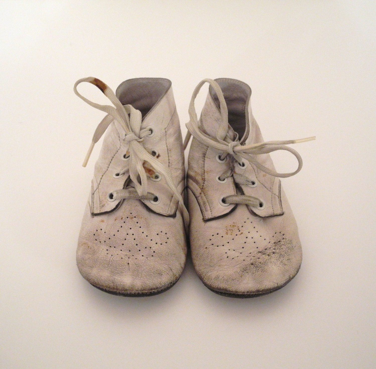 1950's JCPenney White Leather Lace Up Baby Shoes