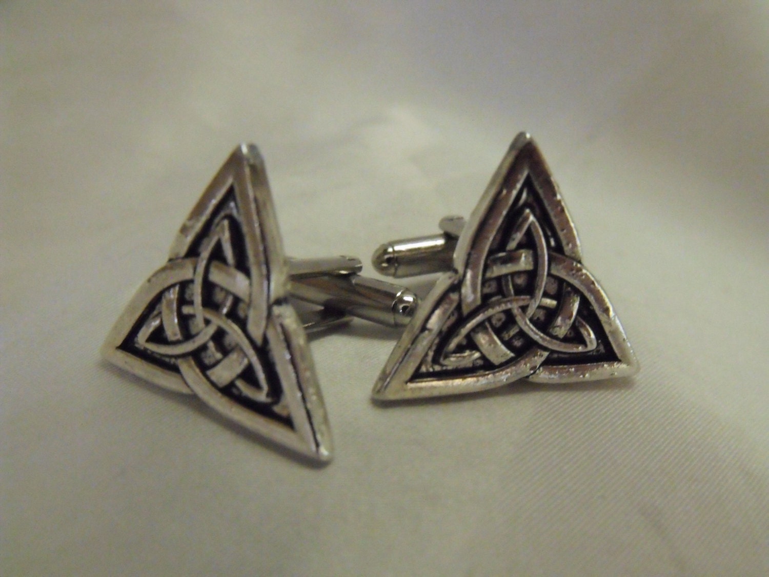 Celtic Knot Triangle Mens Cufflinks