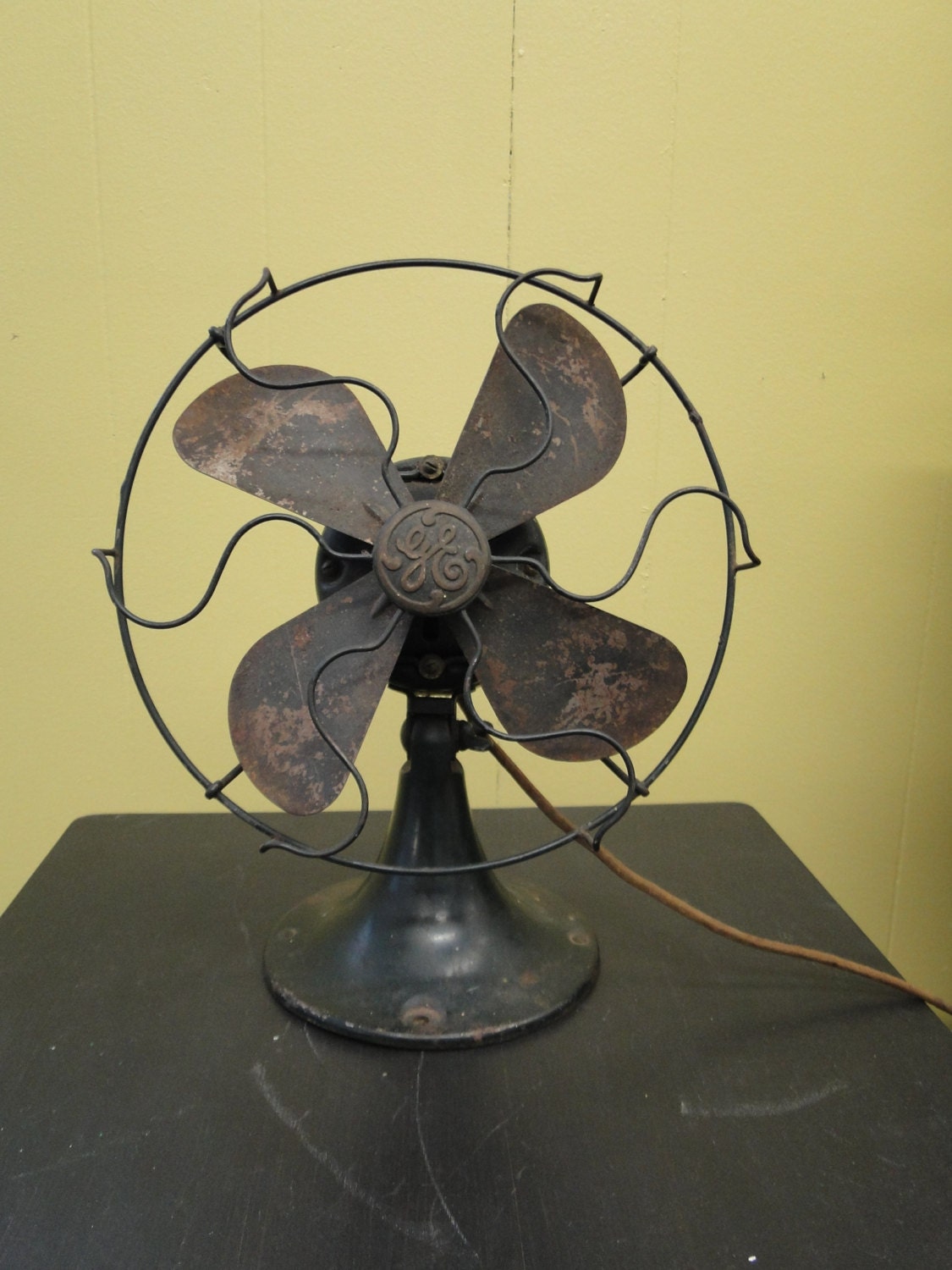 Early Antique Industrial General Electric Fan Small 11 Inch