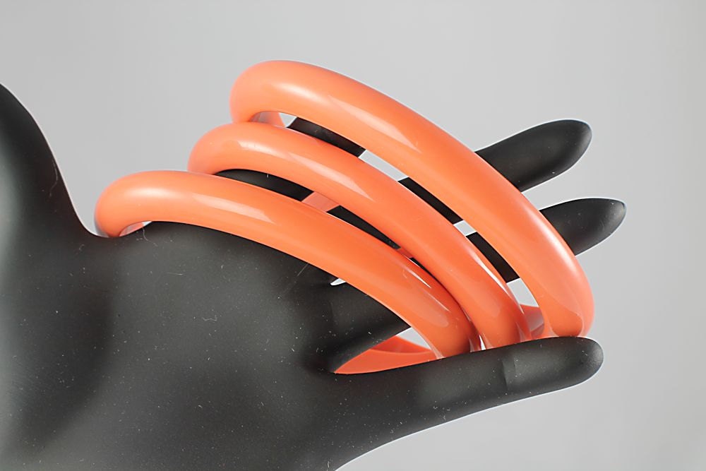 Vintage salmon Coral Lucite stacking Bangles set of 3