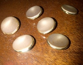 VINTAGE Pearly Buttons - set of 6