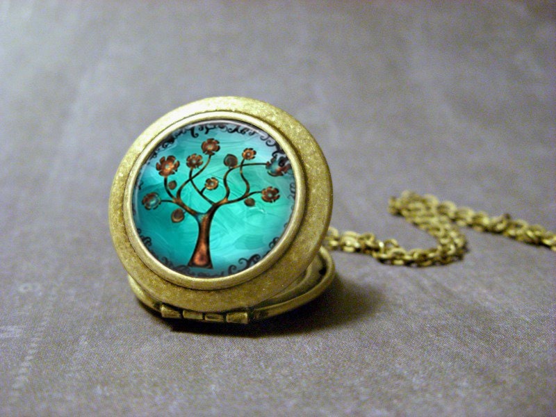 Copper Tree Locket Necklace Vintage Bronze Locket Handcrafted Jewelry by Lizabettas