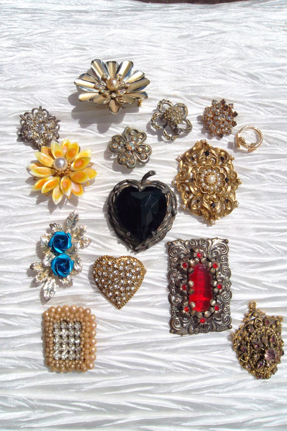 Vintage  pendant ring  necklace, flower gothic, heart jewellery jewelry JOB LOT costume