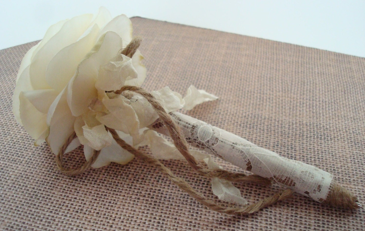 Flower pen-rose guest book pen-wedding flower pen-jute wrapped pen-black ink-vintage rustic wedding-shabby chic.
