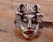 Vintage Ecuadorian Ecuador Sterling Silver 3 Mask Tribal Pin Brooch 16028