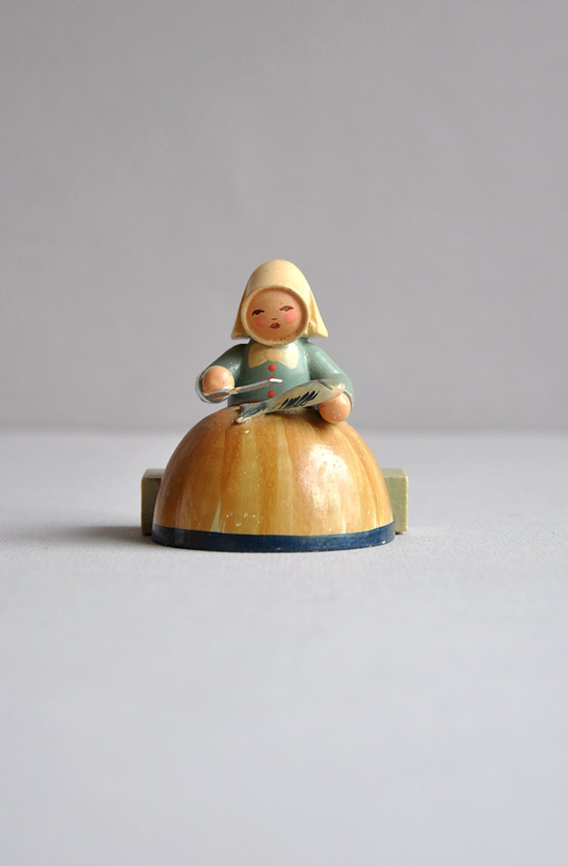 Vintage Fish Wife - Wendt Kuhn Erzgebirge