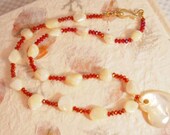 Mother of Pearl Necklace. Czech Glass Beads and Mother of Pearl Heart Necklace. OOAK Handmade necklace.