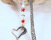 Victorian Bookmark. Silver Heart, Glass Beads, Glass Pearls and Silver Charm Metal Bookmark. OOAK Handmade Bookmark.