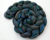 Green Spinning Fiber- Merino, BFL, Llama, Corriedale, Firestar, Ann of Cleves, 100g, Queens Collection