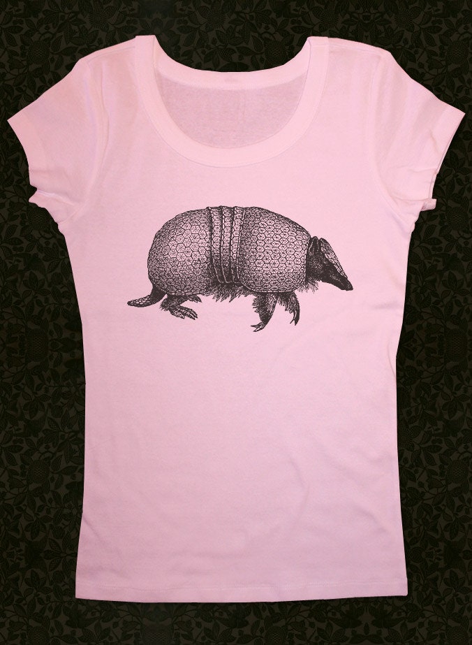 Armadillo 3 - Women's Short Sleeve Scoop Neck Cotton T-Shirt Contoured Fit