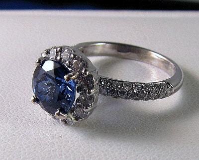 Fine Estate 18k 1.2 Carats Diamond Halo Ring with Sapphire, semi mount