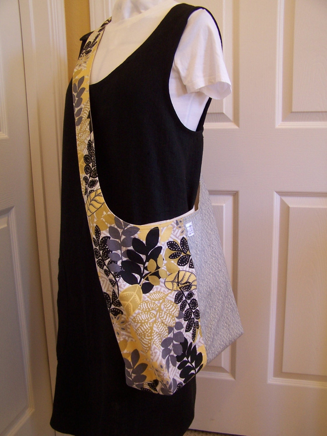 Cross Body Sling Bag, Cotton Duck Lined Bike bag, Bucket Sling tote, Two Tone Market Tote Bag