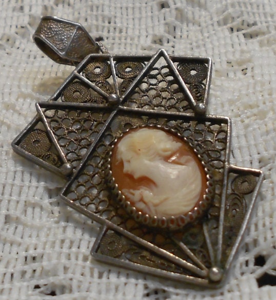 Vintage Silver with Shell Cameo Pendant