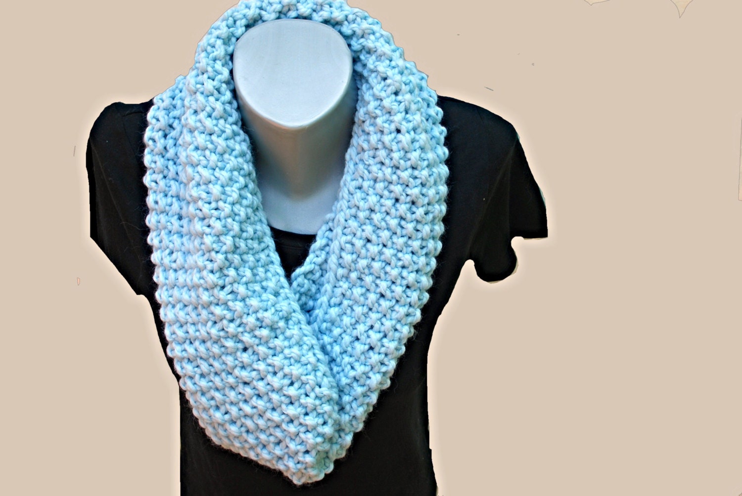 Chunky Knit Cowl Women's Ice Blue 