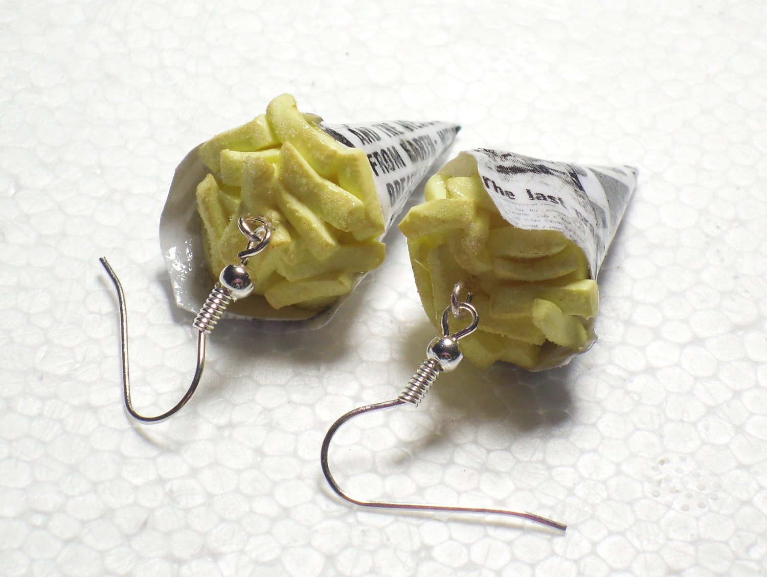 English Cone of chips earrings. Polymer clay.
