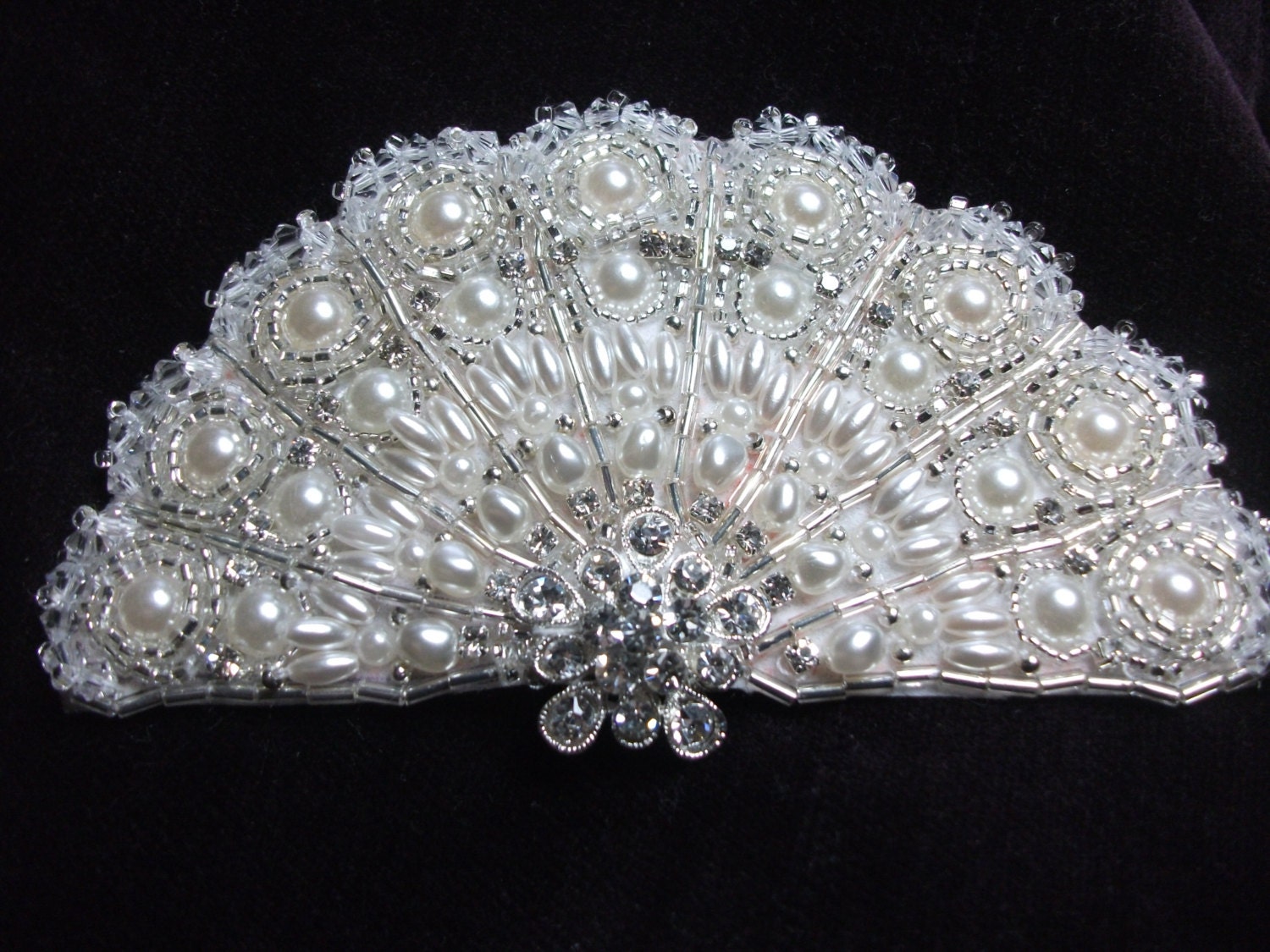 Vintage Art Deco Inspired Hand Beaded Comb / Tiara / Headpiece : Bridal / Wedding Hair