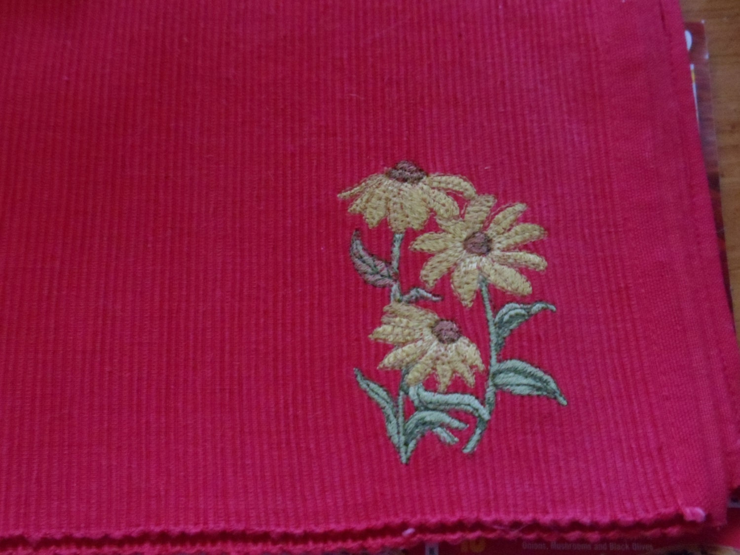 Sunflower Embroidery Red Ribbed 4 Piece Placemats