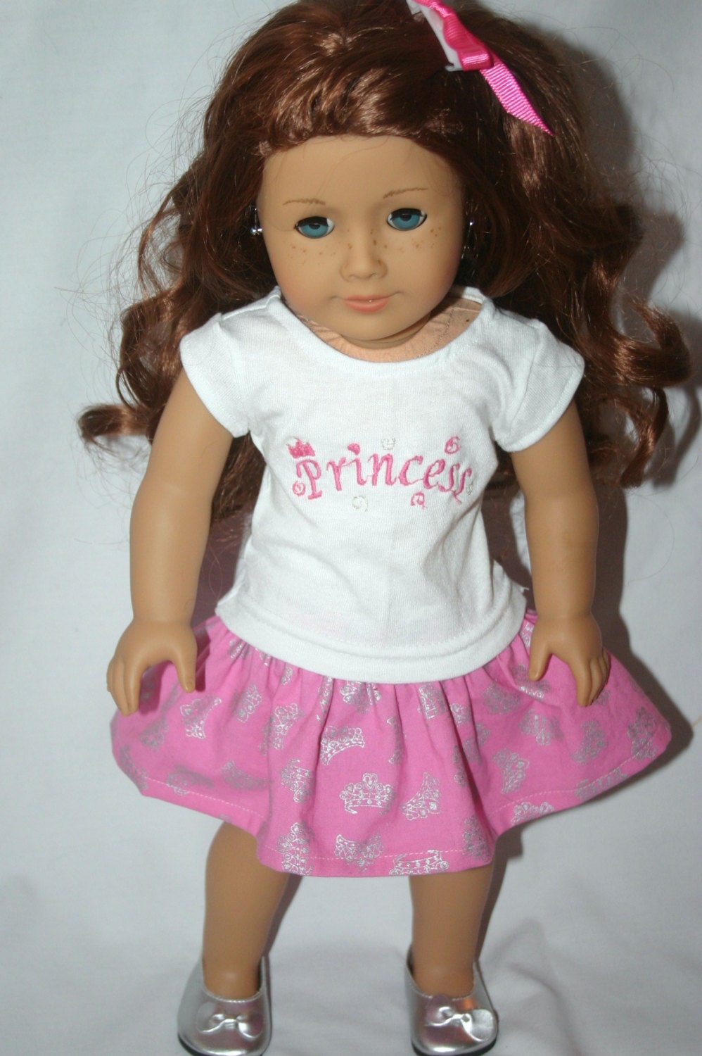 Princess outfit for your 18 inch american girl or similar doll skirt, t-shirt, hairbow