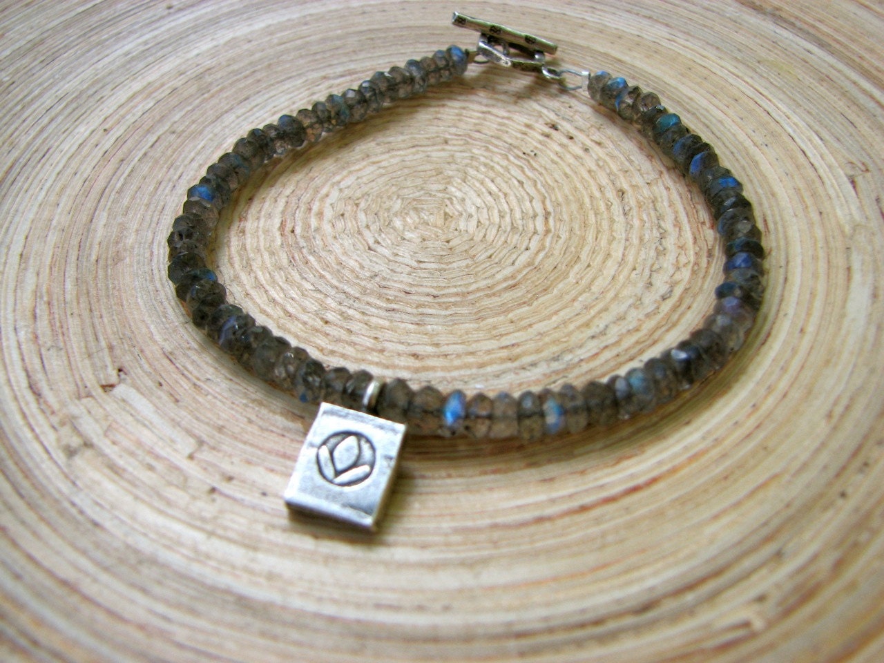 Tiny lotus and labradorite beaded bracelet with Hill Tribe fine silver / delicate lotus bracelet