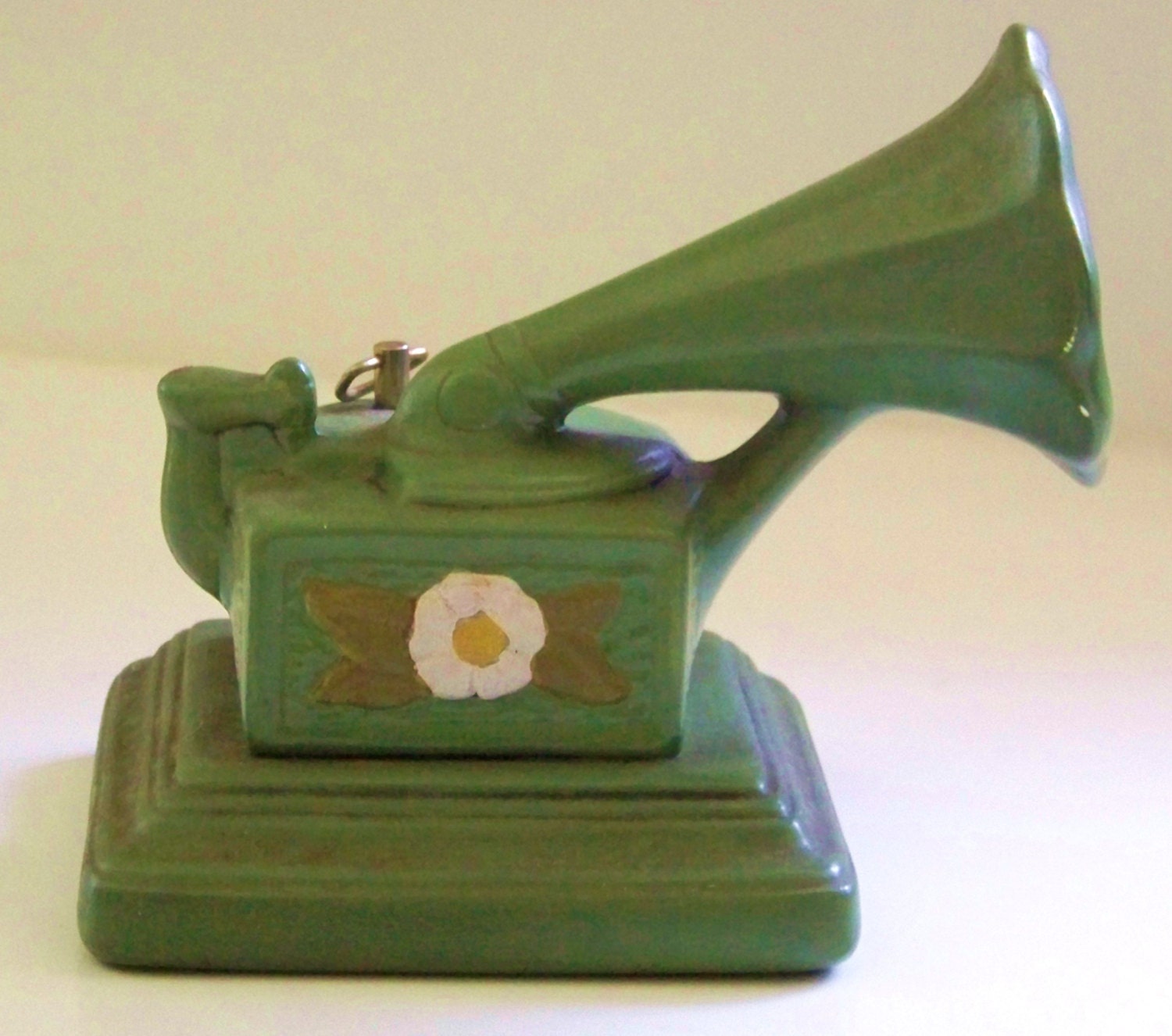 Vintage OOAK 1970's Ceramic Music Box Phonograph Plays Theme from Love Story / Unique Music Boxes