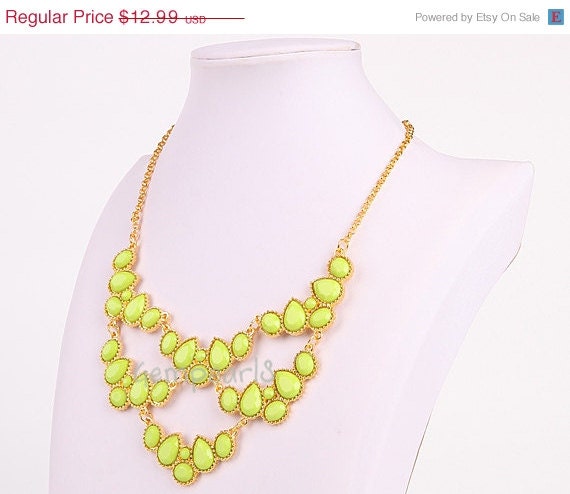 Bright Green Statement Necklace,Cluster Necklace,Bright Green Bubble Necklace, Resin Jewelry (FN0566-Bright Green)