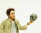 Hamlet Half Skull 1-inch scale dollhouse miniature