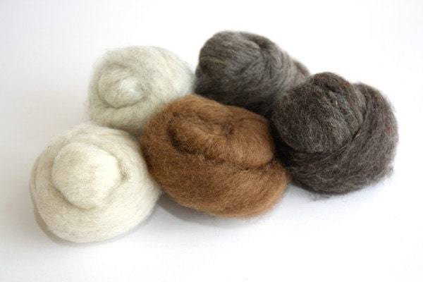Kainuu Grey Finnsheep Wool, Kainuu Special mix, carded batts, 60 g, 2.1 oz