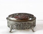 GREAT Vintage  french  Metal JEWELRY BOX Trinket box with roses