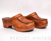 8 // Vintage Leather & Wood Swedish Clogs // 1970s