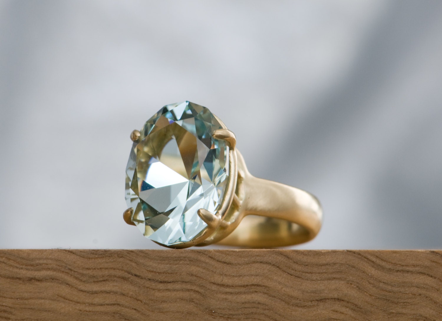 Aquamarine Ring - 8.4 Carat Aquamarine Set In 18 Carat Yellow Gold - Size 6.5