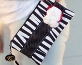 black and white stripe pleated Clutch Purse, zippered Pouch, summer Clutch, wristlet