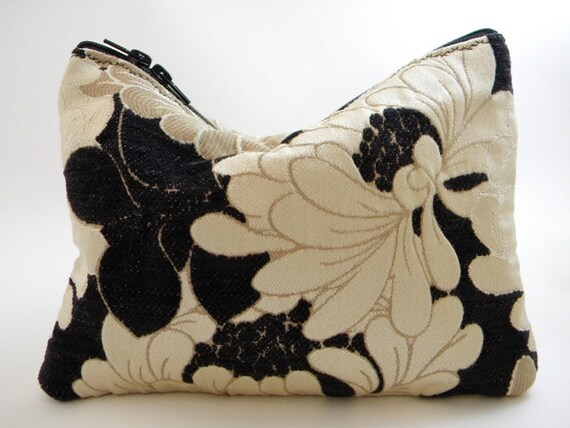 Betty Statement Clutch