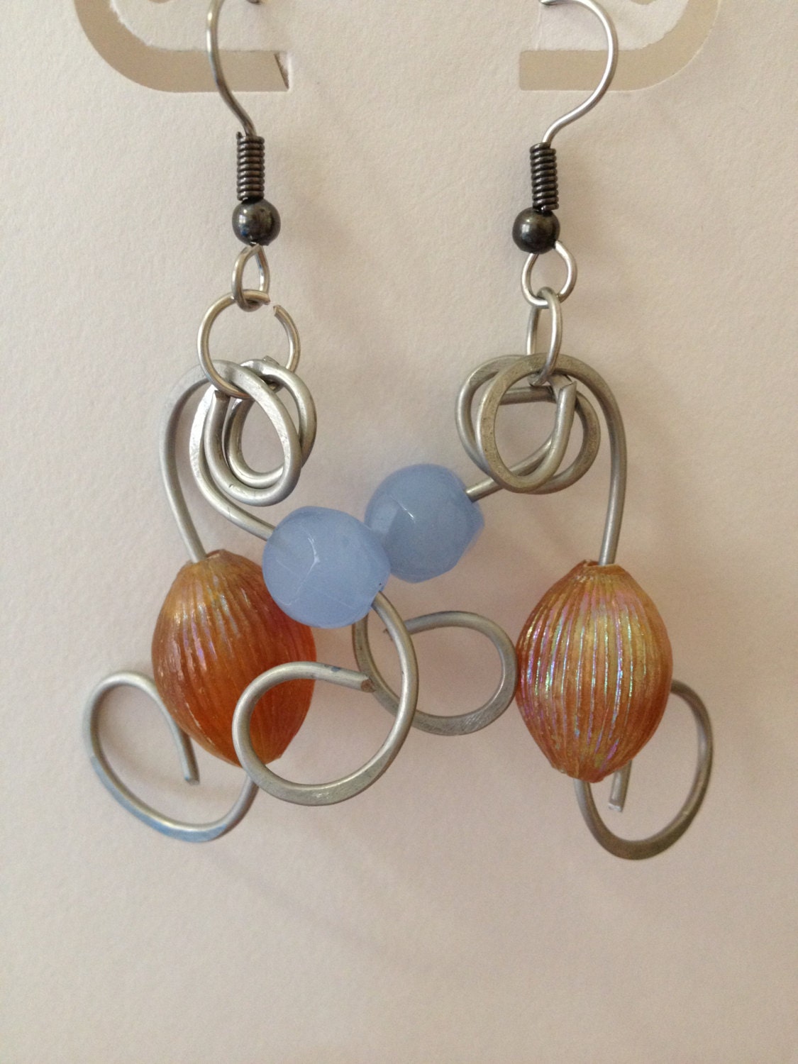 Stainless steel swirl dangle vintage lustre luster bead earring