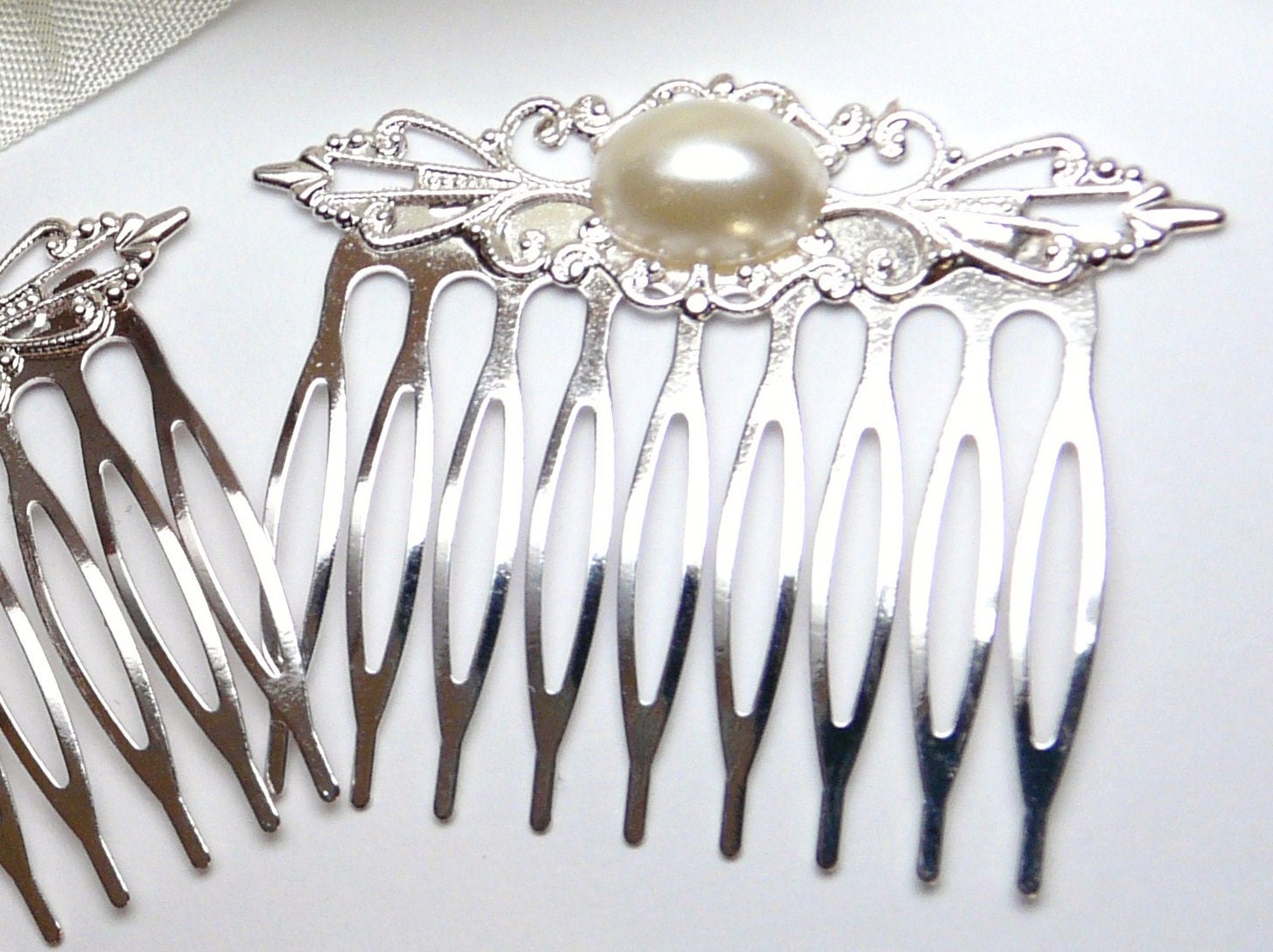 Bridal Silver Filigree Hair Combs, Set of 2, With Ivory Faux Pearl Cabachons, Bridesmaid Jewelry, Wedding Jewelry