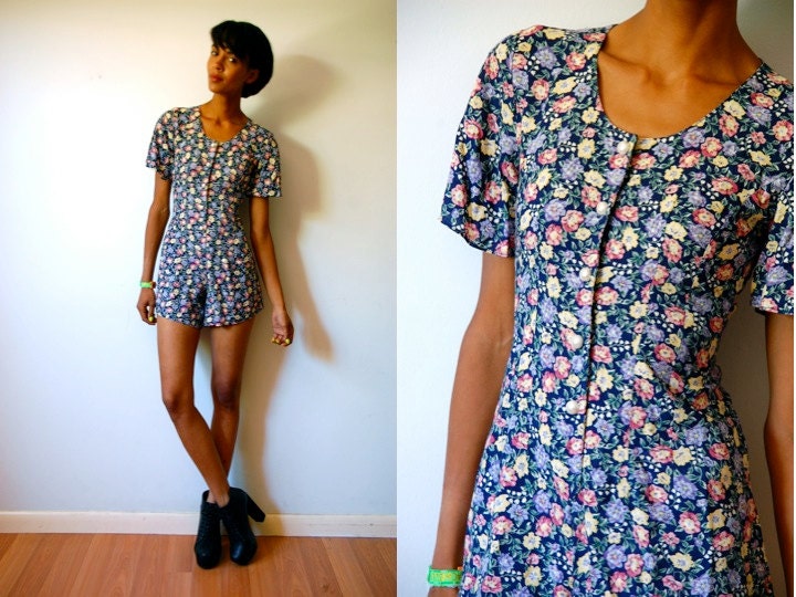 Vtg Floral Print Pearl Button Down Navy SS Romper