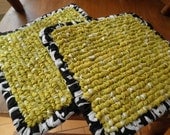Spring Time Kitchen Pot Holder / Trivet Set Of Two Modern Cottage Chic Decor Snack Mats