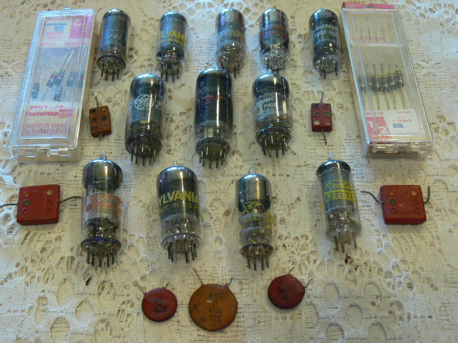 Vintage Radio Tubes Steampunk Jewelry Altered Art Project Parts TV Radio Destash Lot
