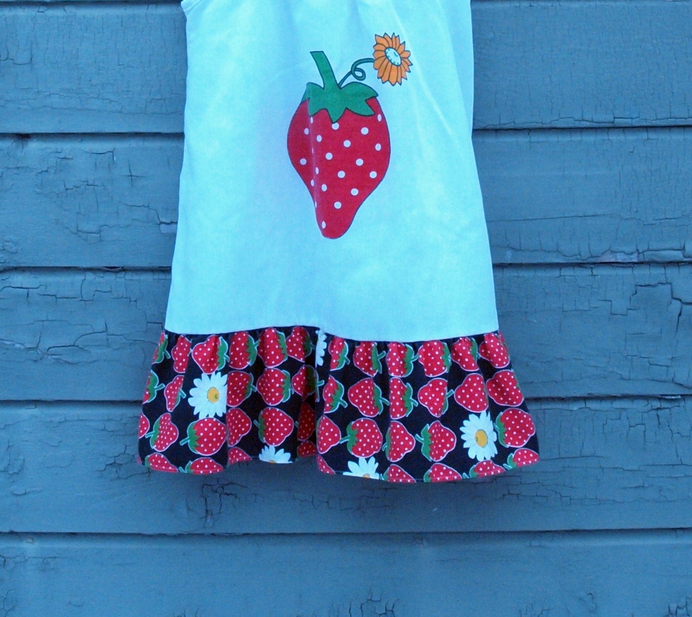 vintage girls dress top smock with strawberries sunflowers daisies tag size 7