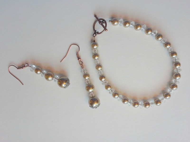 Bracelet and earring set, gold and clear beaded jewelry antiqued brass and gold. Oversized bracelet