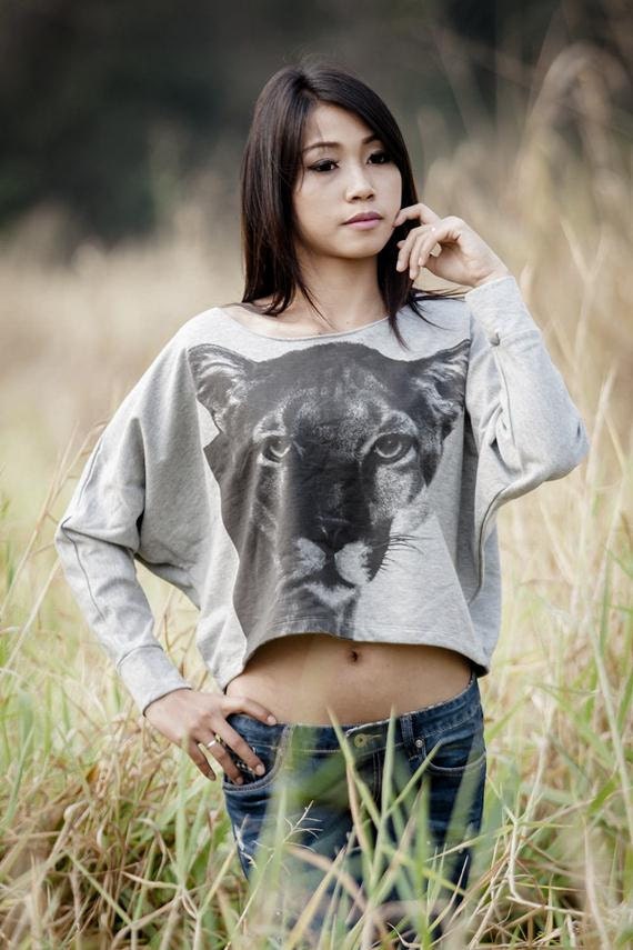 Lion Sweatshirt Women Longsleeved Shirt Animal Screenprint Pullover Oversize Bat Wing Style Half Body In Gray Sweater.