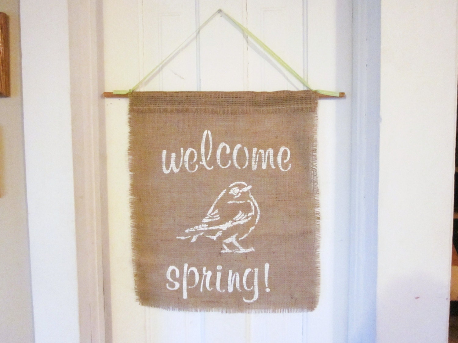 Wall hanging, burlap wall hanging, spring decor, bird decor, welcome spring, burlap decor