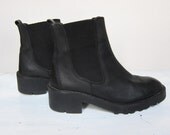 Vintage Slip Ons// Black Leather Chelsea Ankle Boots