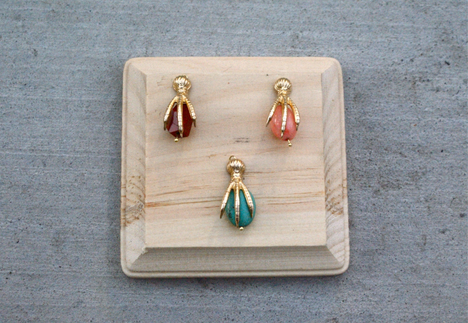 Brass Claw / Stone