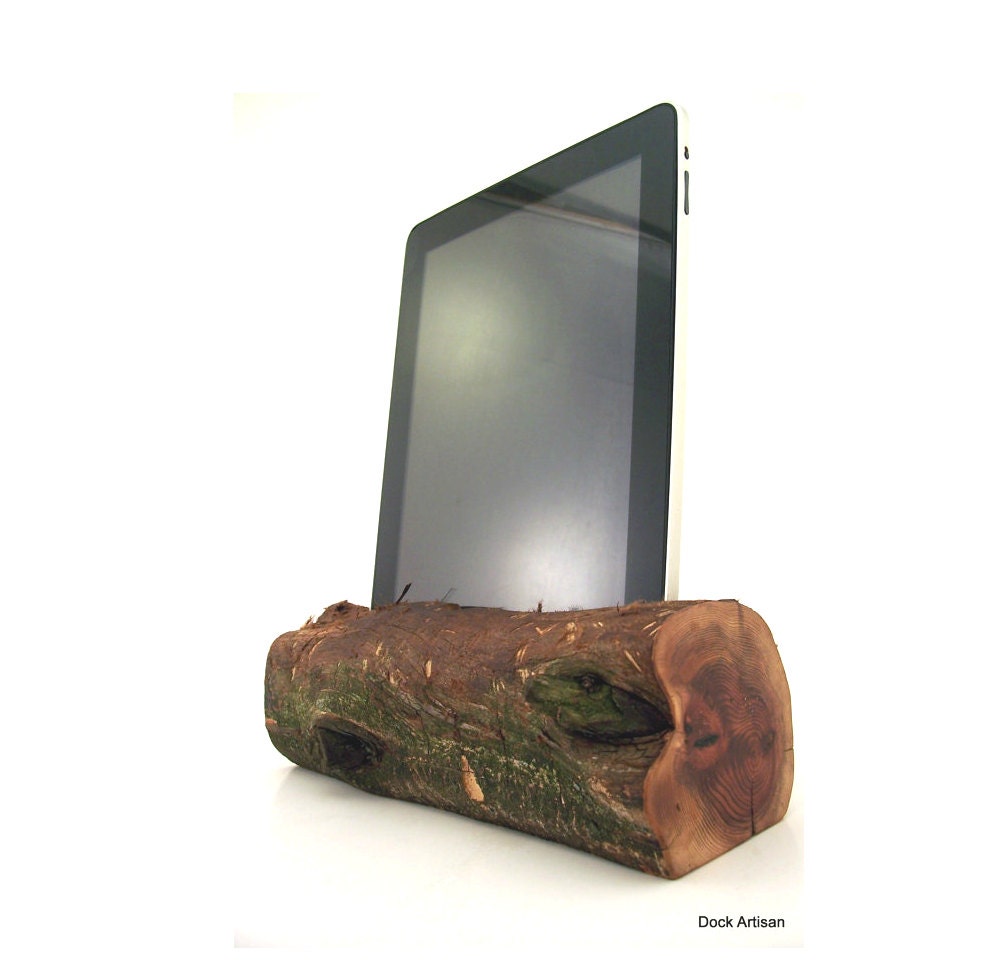 Natural Green Moss Sierra Red Wood iPad Dock