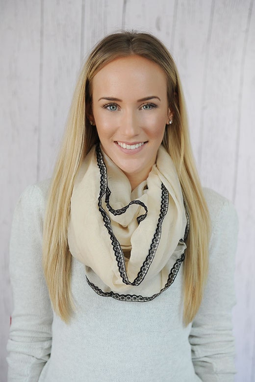 Linen and Lace Infinity Scarf Cotton Linen Blend Infinity Circle Scarf Trimmed with Black Lace Scarf