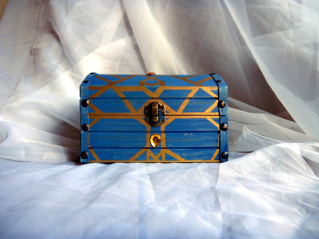 Discounted: The Big Musical Boss Key Chest with Gold Accents, Solid Wood, Ocarina of Time, Legend of Zelda