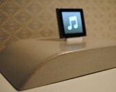 Concrete iphone 4 / iphone 4s / ipad / ipod "Wave" Docking Station
