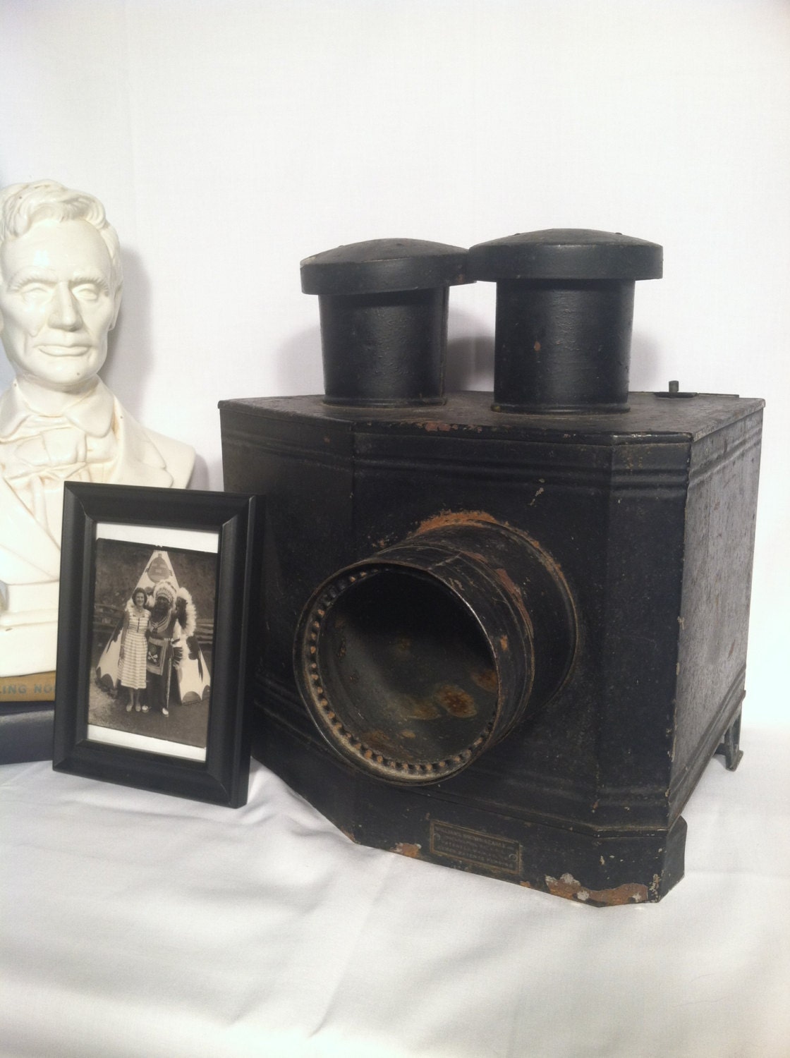 Antique Photograph Pictograph Electric Magic Lantern Projector